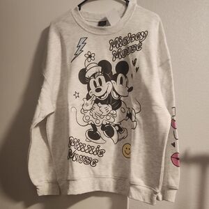 NEW WITH TAG Disney Mickey and Minnie Mouse White Sweatshirt